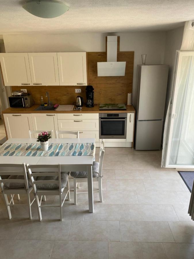 הוילה Hreljići House Carla Belavici מראה חיצוני תמונה